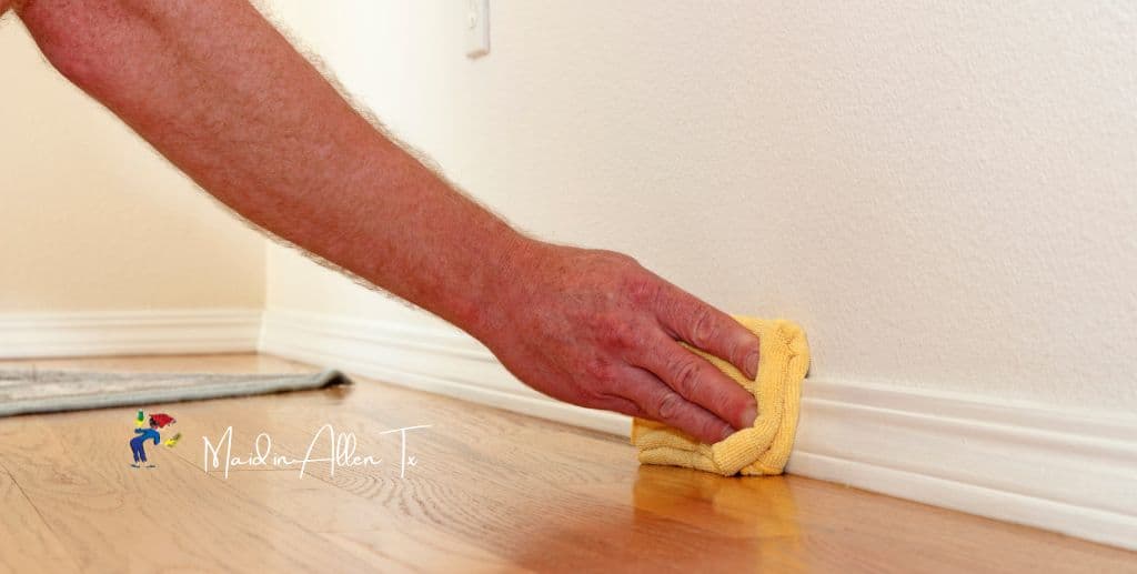 Fast & Easy Way To Clean Your Baseboard & Molding